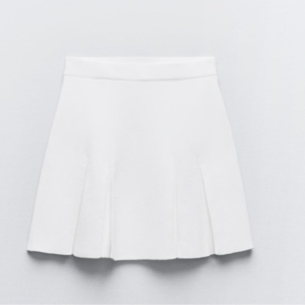 Zara White Pleated Skater Skort Size S